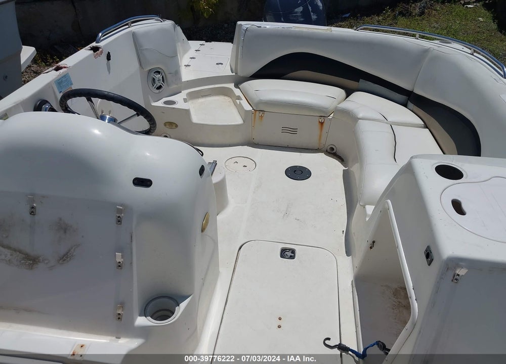 2004 HURRICANE BOAT VIN: GDYL5322C404