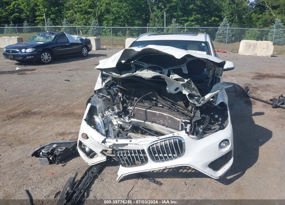 2016 BMW X1 XDRIVE28I VIN: WBXHT3C32G5F67637