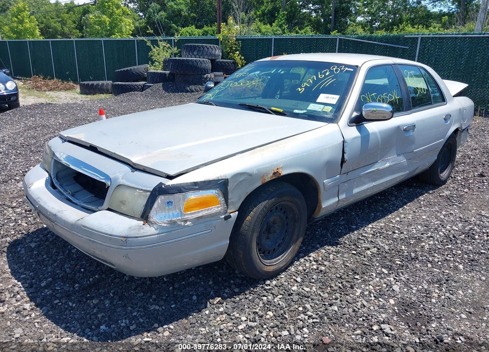 2002 FORD CROWN VICTORIA STANDARD VIN: 2FAFP73W82X121772