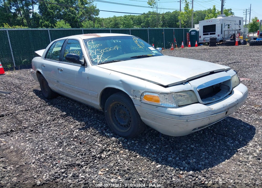 2002 FORD CROWN VICTORIA STANDARD VIN: 2FAFP73W82X121772