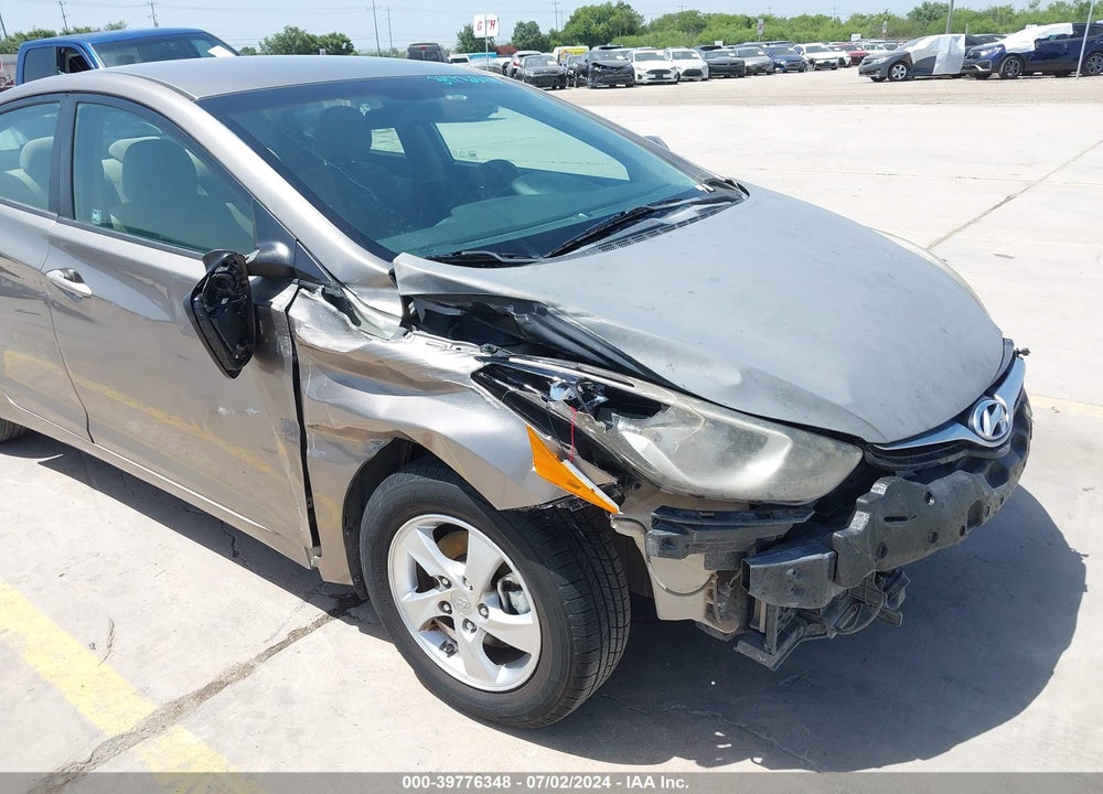 2014 HYUNDAI ELANTRA SE VIN: 5NPDH4AE0EH464329