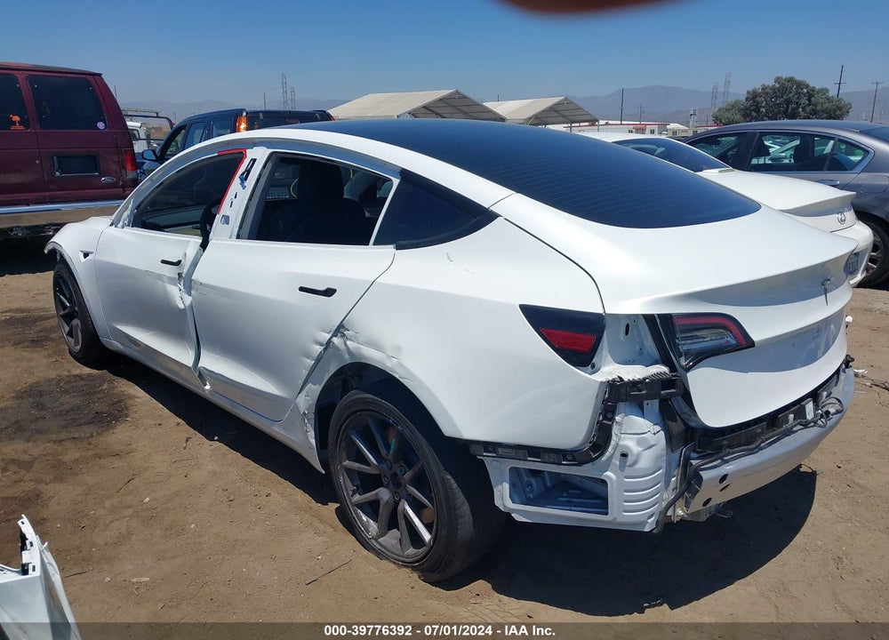 2022 TESLA MODEL 3 REAR-WHEEL DRIVE VIN: 5YJ3E1EA7NF321564