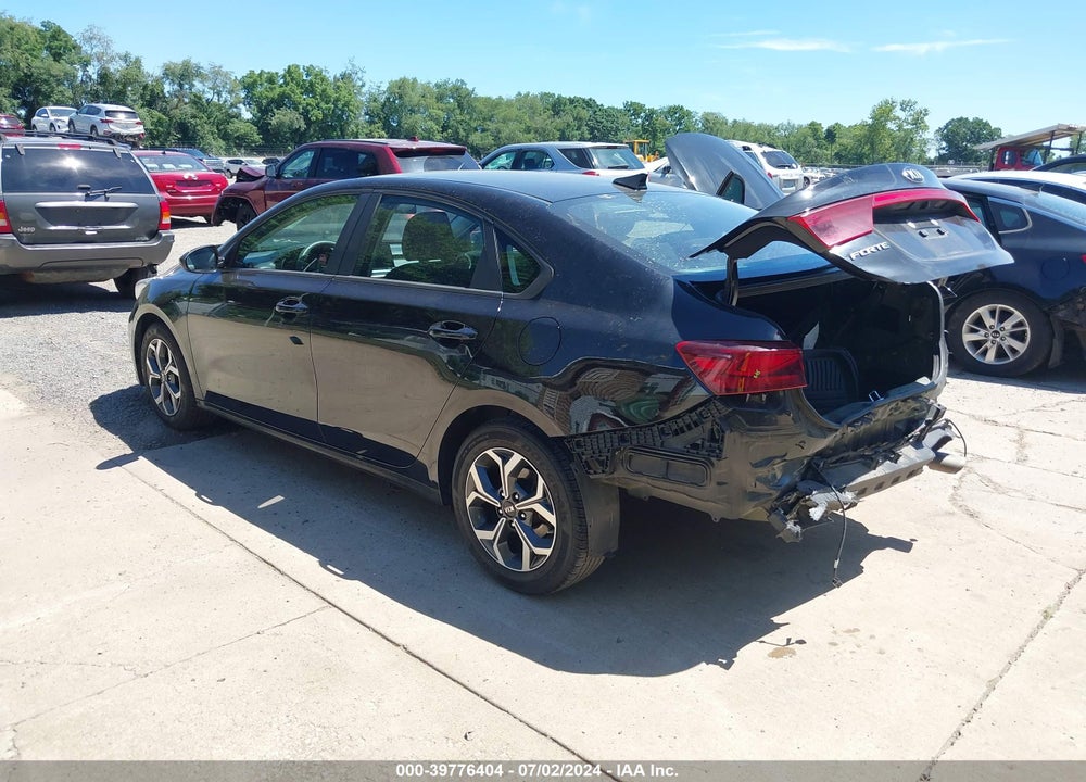2020 KIA FORTE LXS VIN: 3KPF24AD8LE215649