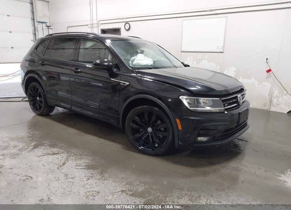 2021 VOLKSWAGEN TIGUAN VIN: 3VV2B7AX0MM136981