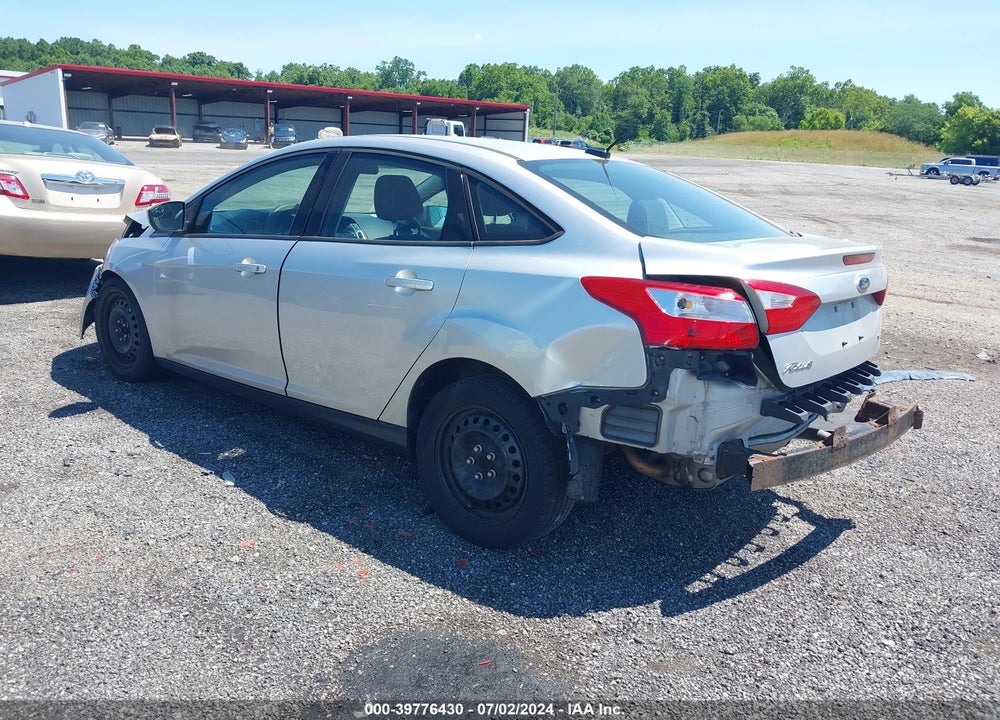 2012 FORD FOCUS SE VIN: 1FAHP3F2XCL240867