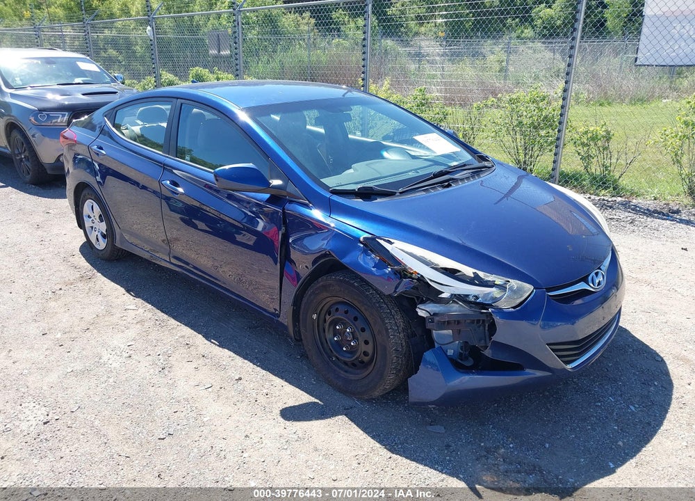 2016 HYUNDAI ELANTRA SE VIN: 5NPDH4AE2GH779104