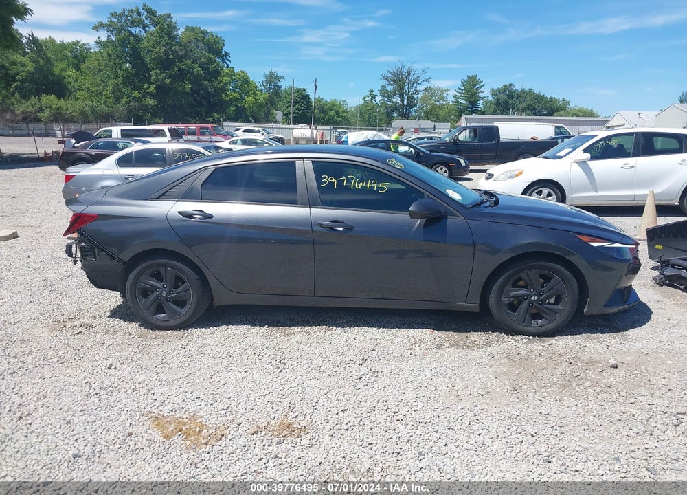 2021 HYUNDAI ELANTRA SEL VIN: 5NPLM4AG2MH024278