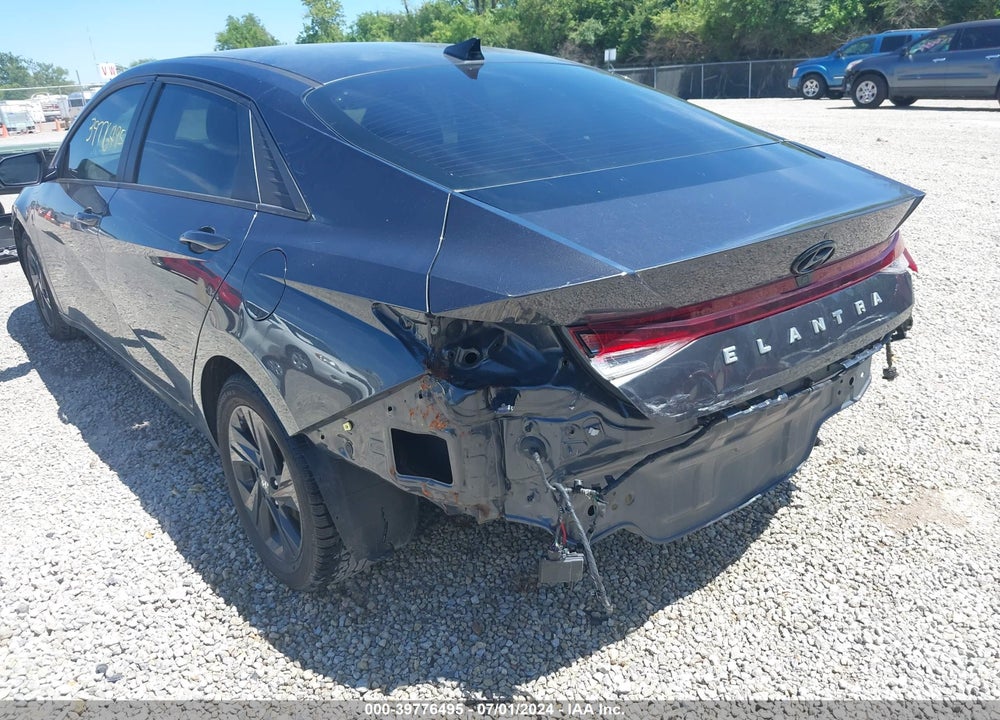 2021 HYUNDAI ELANTRA SEL VIN: 5NPLM4AG2MH024278