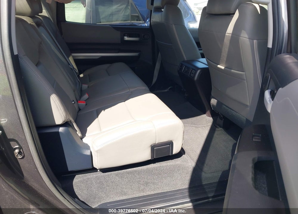 2015 TOYOTA TUNDRA LIMITED 5.7L V8 VIN: 5TFFY5F11FX184106