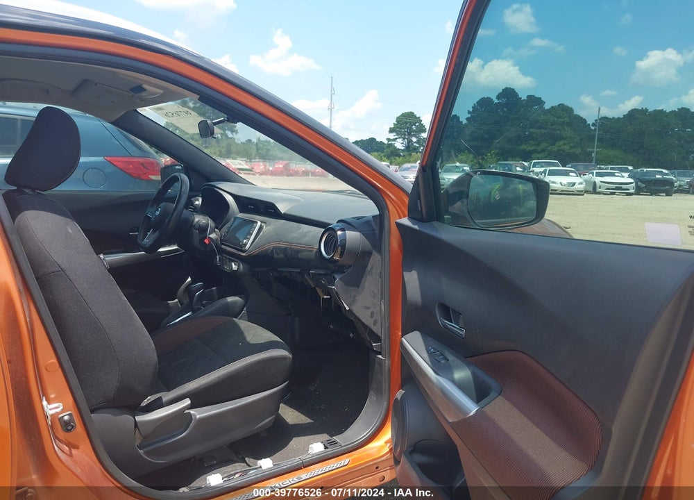 2018 NISSAN KICKS SR VIN: 3N1CP5CU0JL508948