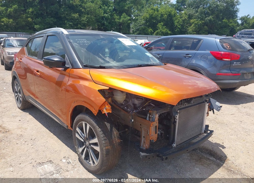 2018 NISSAN KICKS SR VIN: 3N1CP5CU0JL508948