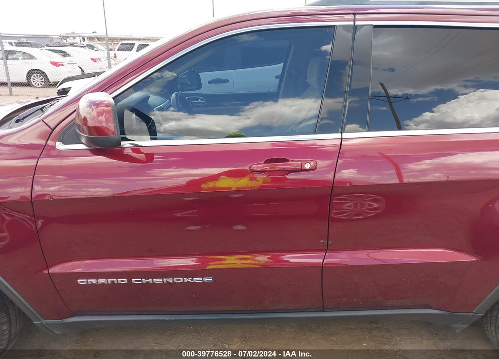 2016 JEEP GRAND CHEROKEE LAREDO VIN: 1C4RJEAG5GC472717