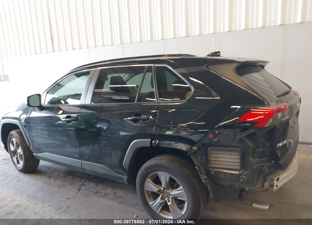 2022 TOYOTA RAV4 XLE VIN: 2T3W1RFV4NW193948