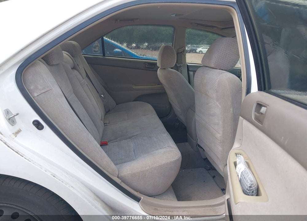 2003 TOYOTA CAMRY LE VIN: 4T1BE32K83U230078