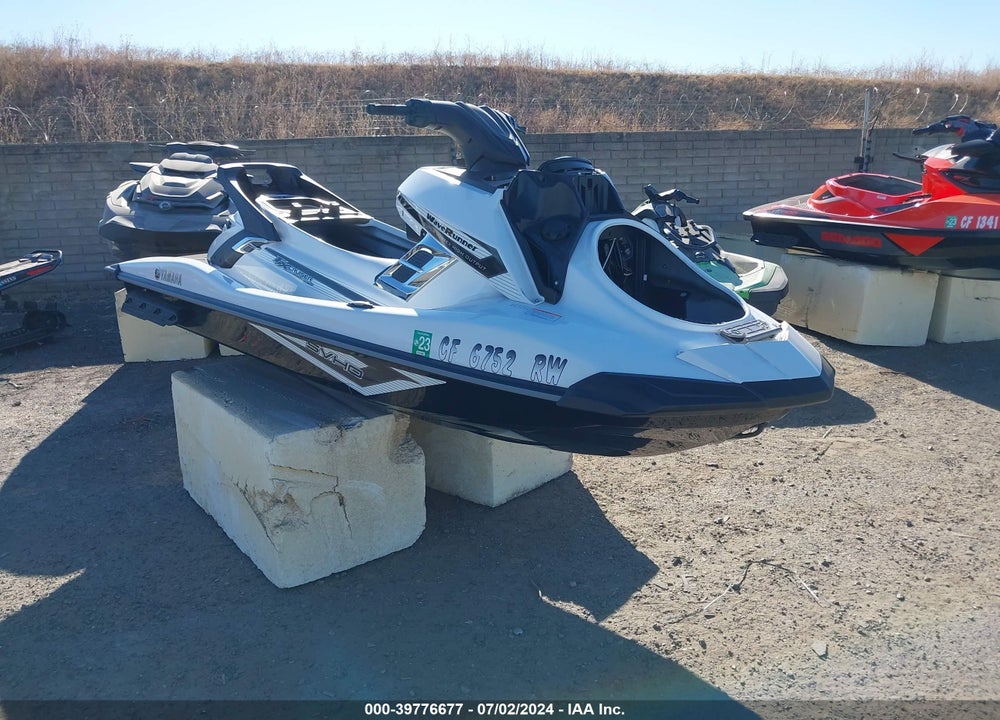 2016 YAMAHA FX CRUISER VIN: YAMA1421J516