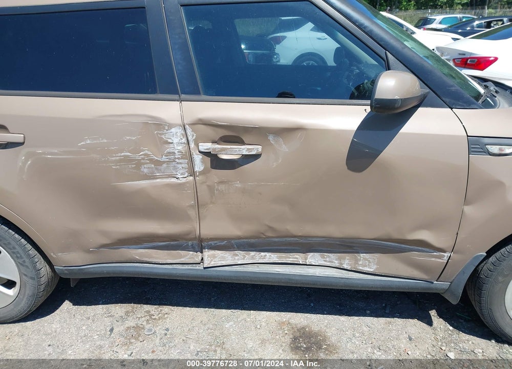 2014 KIA SOUL VIN: KNDJN2A26E7074443