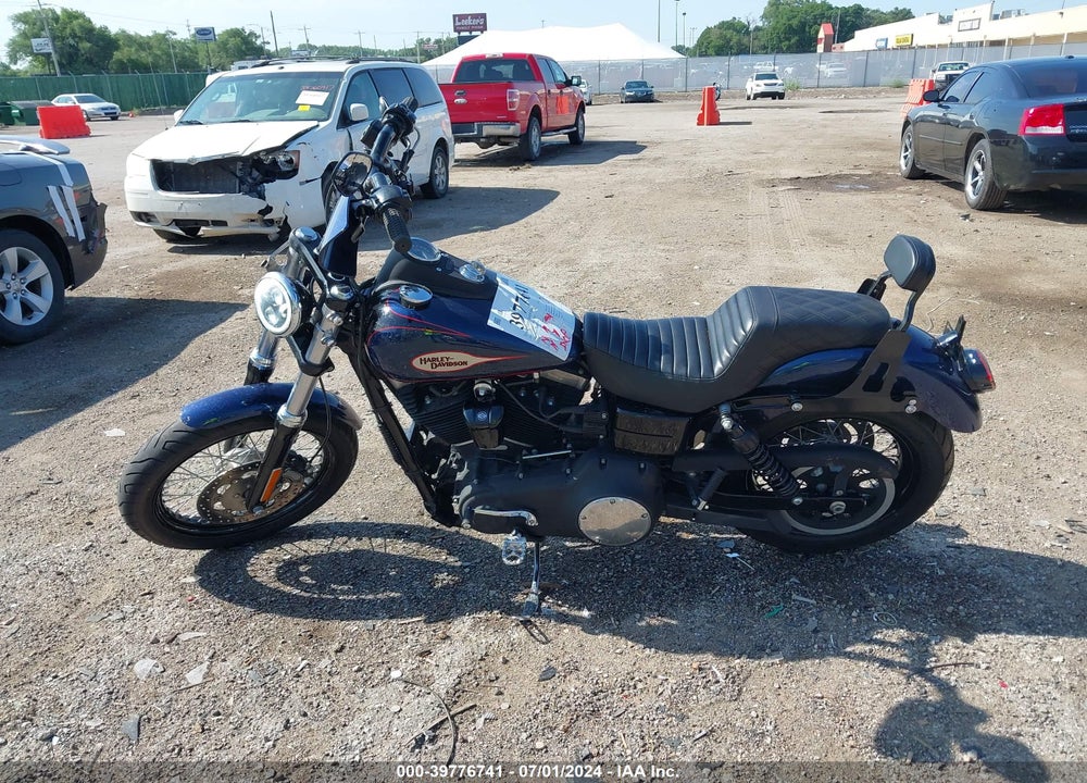 2013 HARLEY-DAVIDSON FXDB DYNA STREET BOB VIN: 1HD1GX417DC317692