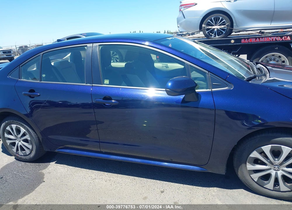 2022 TOYOTA COROLLA HYBRID LE VIN: JTDEAMDE1NJ047619