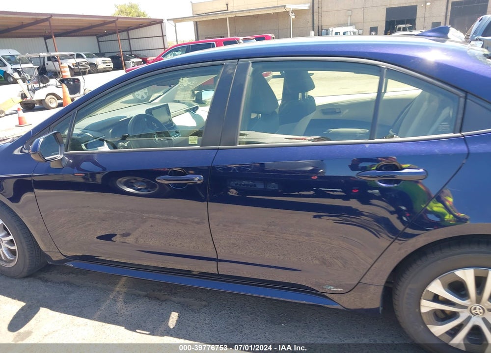 2022 TOYOTA COROLLA HYBRID LE VIN: JTDEAMDE1NJ047619