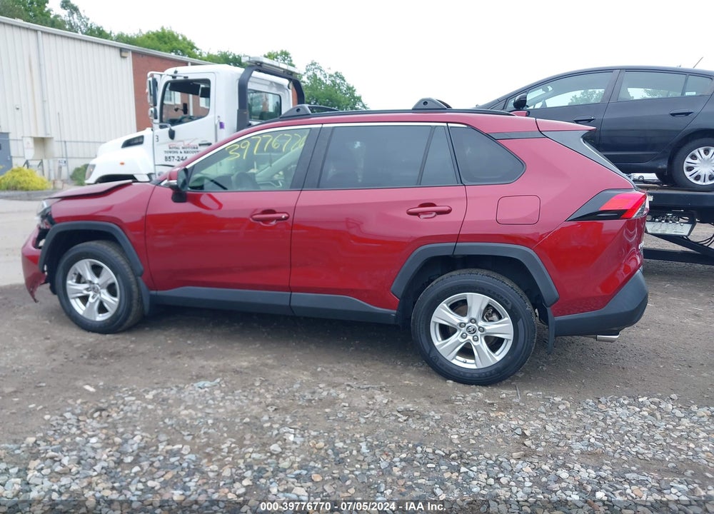 2020 TOYOTA RAV4 XLE VIN: JTMP1RFV2LD530650