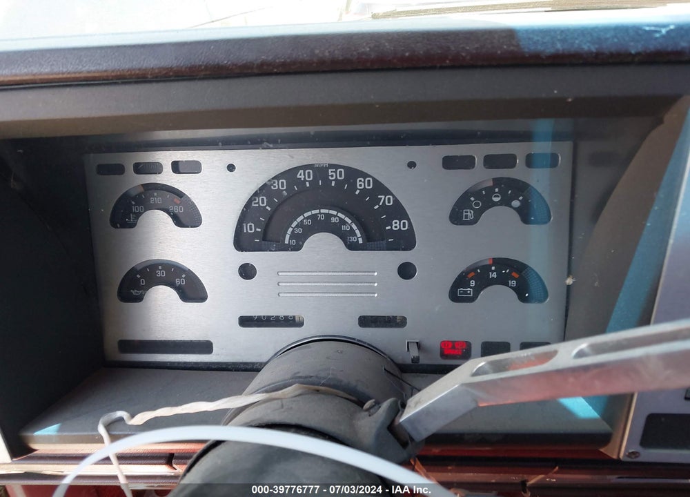 1991 GMC SIERRA K1500 VIN: 1GTDK14K3ME505035