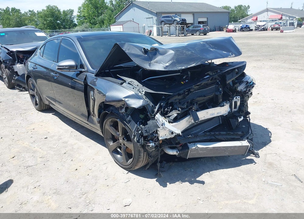 2020 GENESIS G70 2.0T AWD VIN: KMTG44LA2LU048483