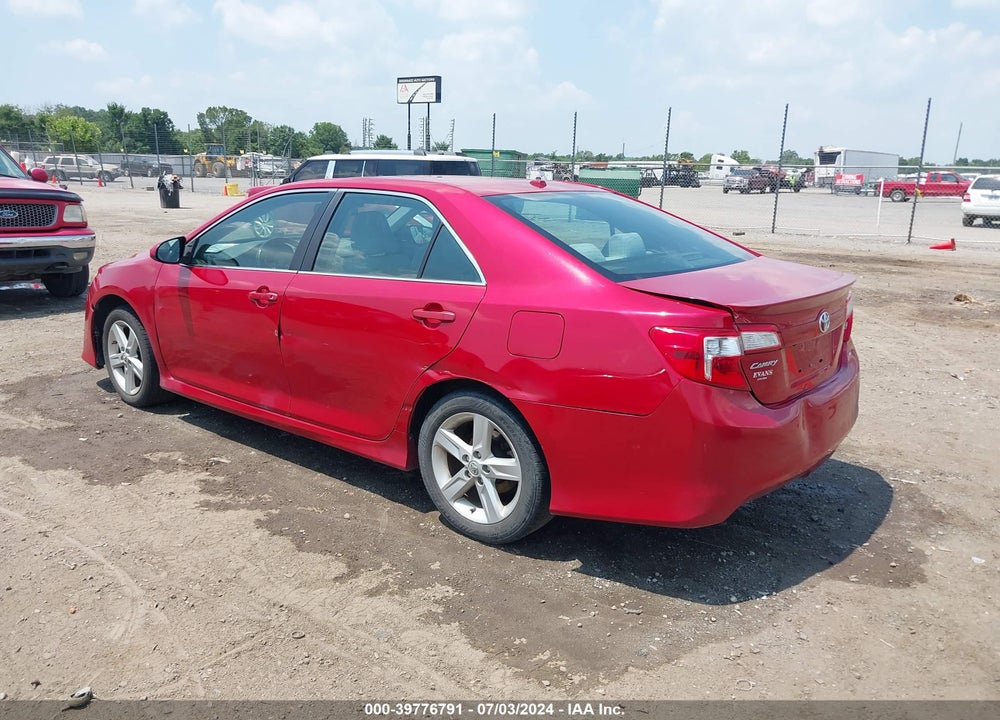 2014 TOYOTA CAMRY SE VIN: 4T1BF1FK6EU813991