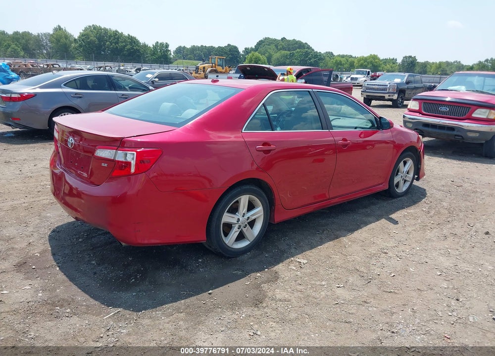 2014 TOYOTA CAMRY SE VIN: 4T1BF1FK6EU813991