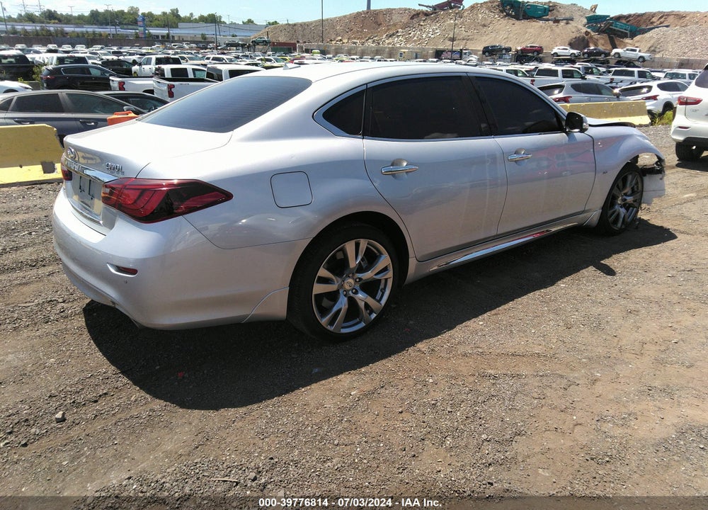 2018 INFINITI Q70L 3.7X LUXE VIN: JN1BY1PR4JM370750