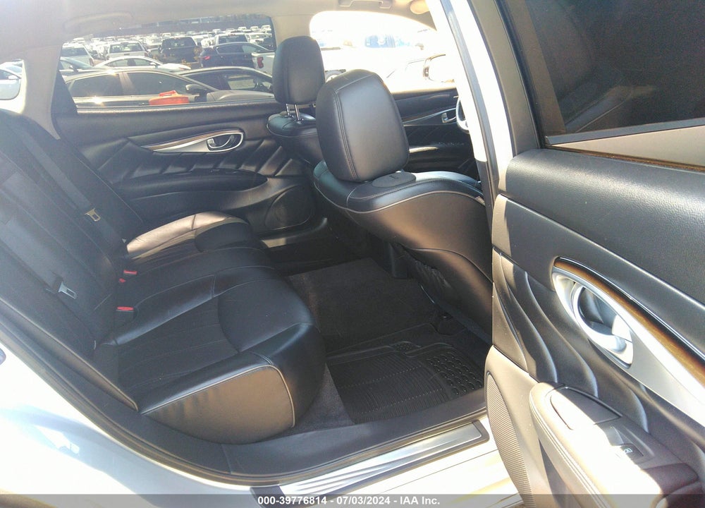 2018 INFINITI Q70L 3.7X LUXE VIN: JN1BY1PR4JM370750