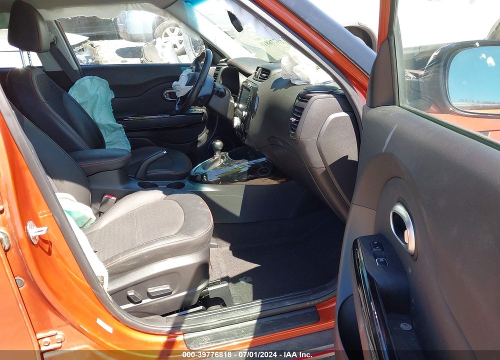 2018 KIA SOUL VIN: KNDJX3AA2J7556327