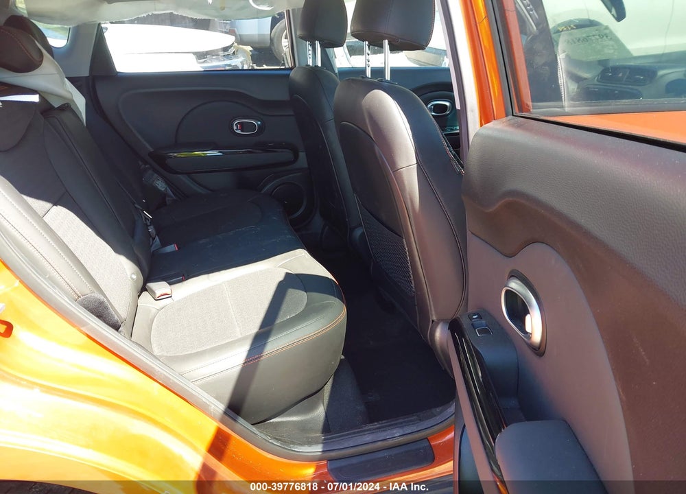 2018 KIA SOUL VIN: KNDJX3AA2J7556327
