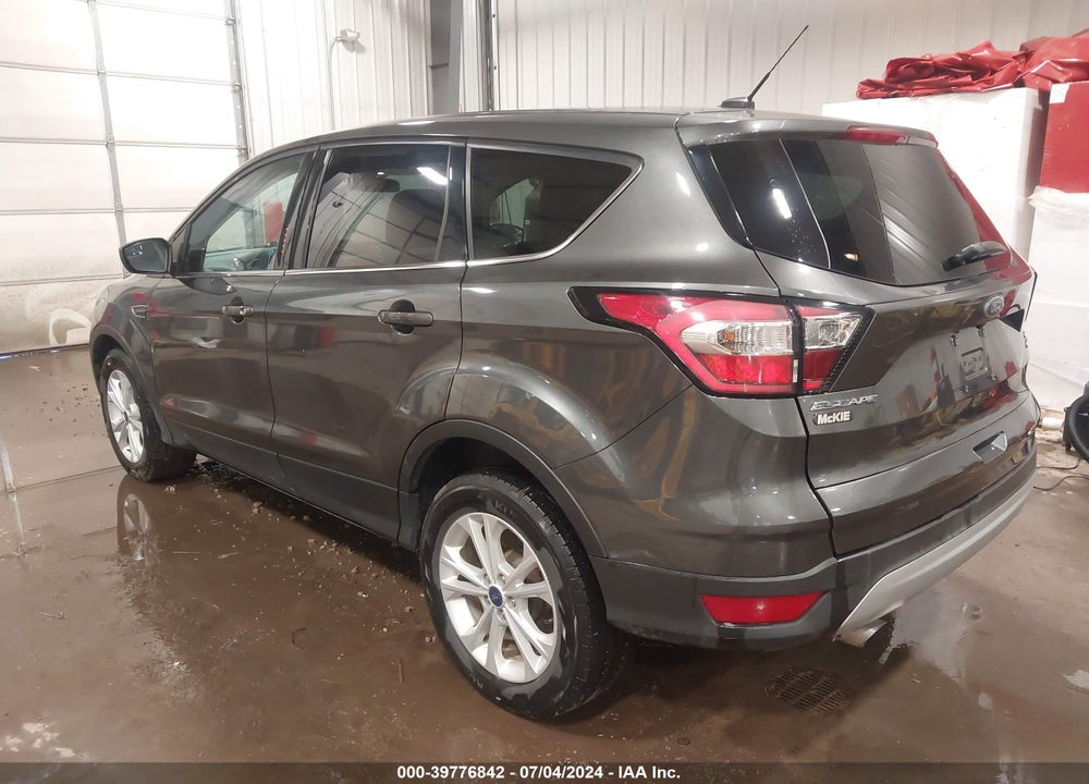2017 FORD ESCAPE SE VIN: 1FMCU9GD3HUF08106