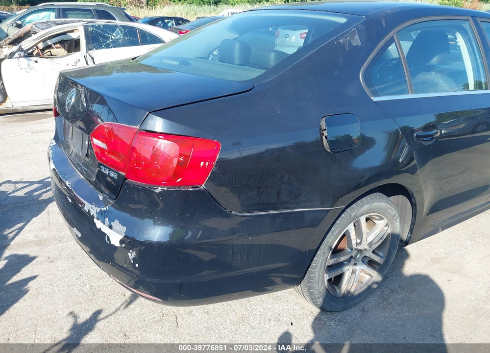 2013 VOLKSWAGEN JETTA 2.5L SE VIN: 3VWDP7AJXDM251508