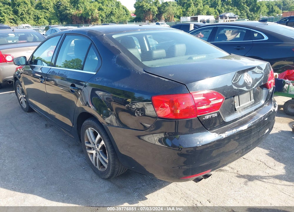 2013 VOLKSWAGEN JETTA 2.5L SE VIN: 3VWDP7AJXDM251508