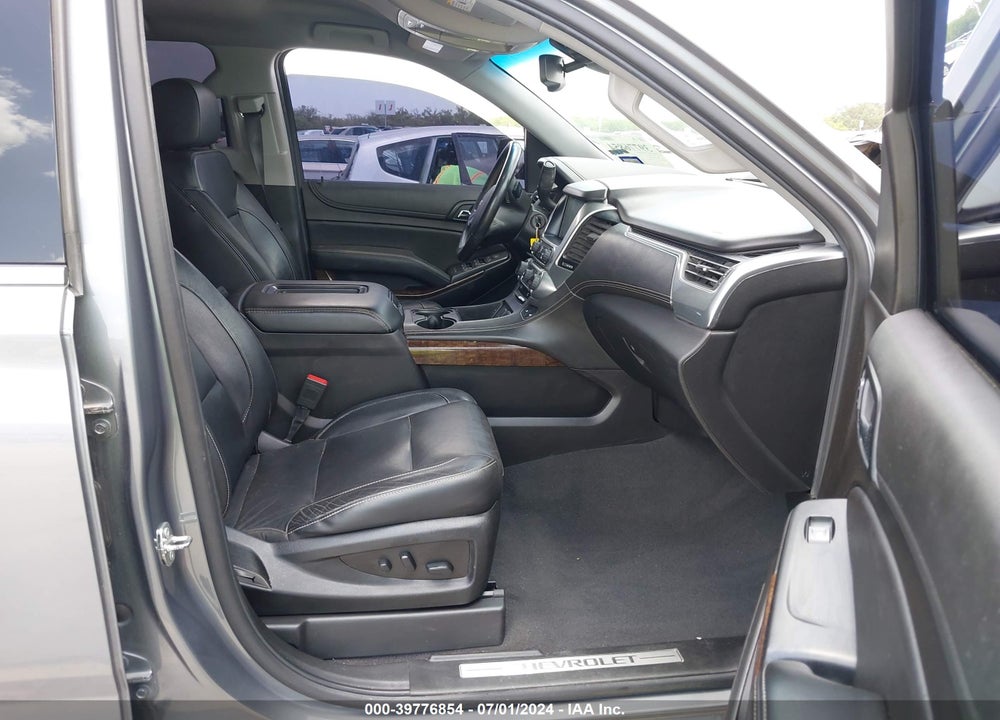 2020 CHEVROLET TAHOE 2WD LT VIN: 1GNSCBKC6LR308803
