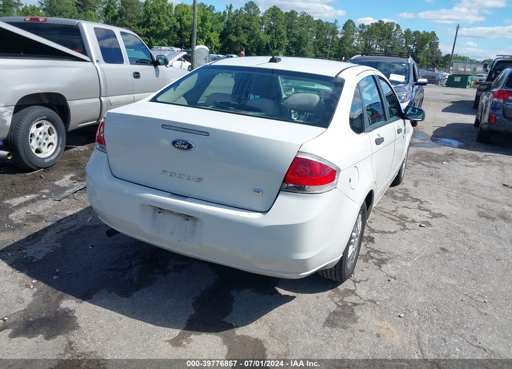 2010 FORD FOCUS SE VIN: 1FAHP3FN9AW188430