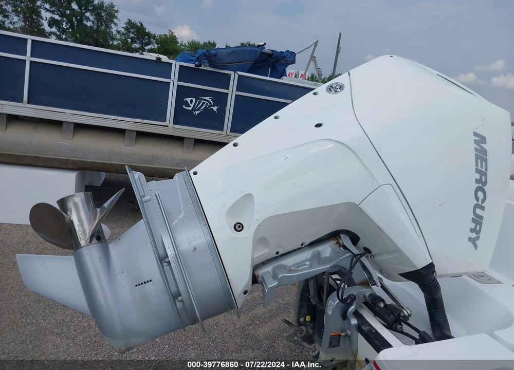 2021 TAHOE BOAT VIN: BUJ30562B121