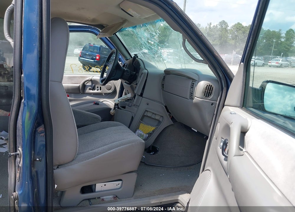 2004 CHEVROLET ASTRO VIN: 1GNDM19X44B106576