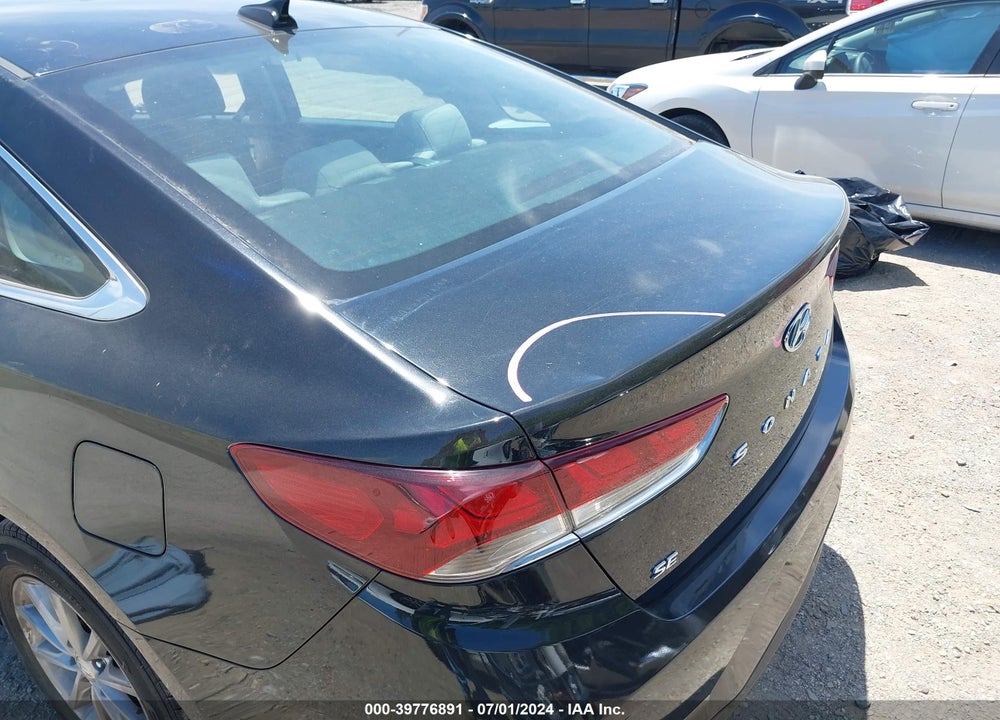 2018 HYUNDAI SONATA SE VIN: 5NPE24AF6JH677732
