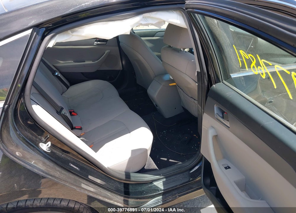 2018 HYUNDAI SONATA SE VIN: 5NPE24AF6JH677732