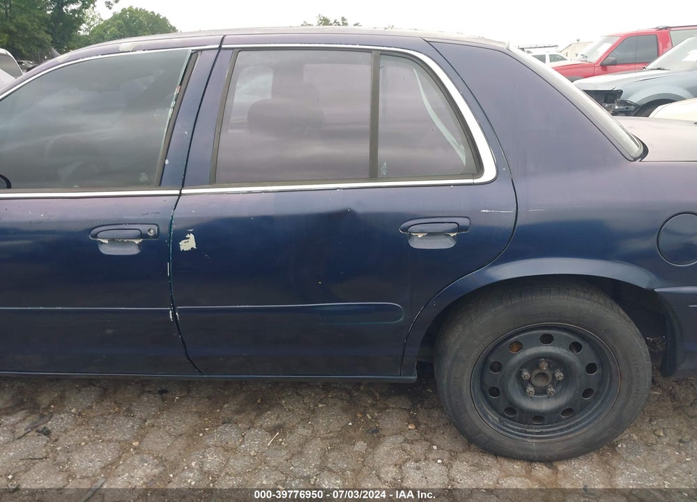 2008 FORD CROWN VICTORIA VIN: 2FAHP71V88X108791