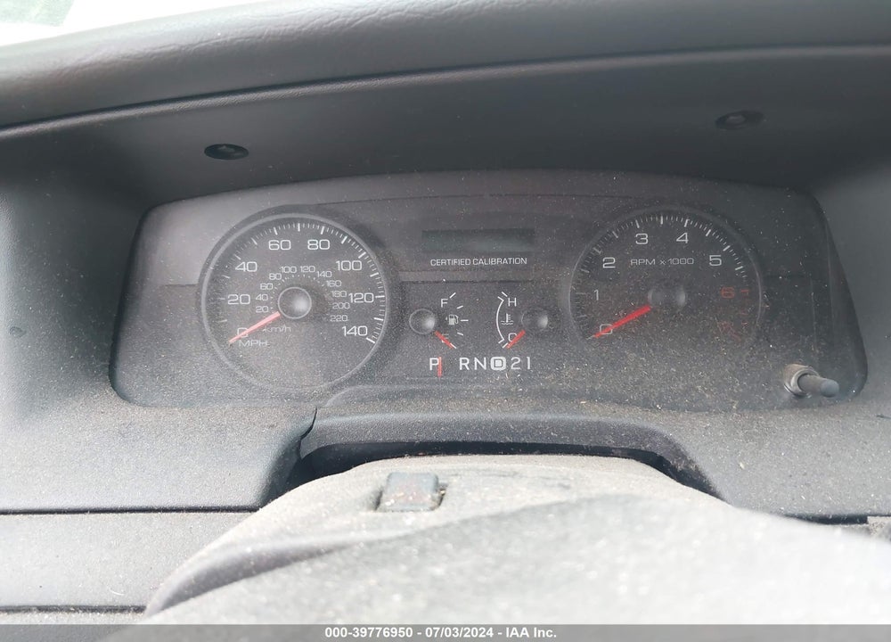 2008 FORD CROWN VICTORIA VIN: 2FAHP71V88X108791