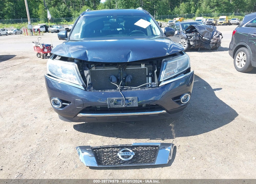 2016 NISSAN PATHFINDER PLATINUM VIN: 5N1AR2MM9GC604590