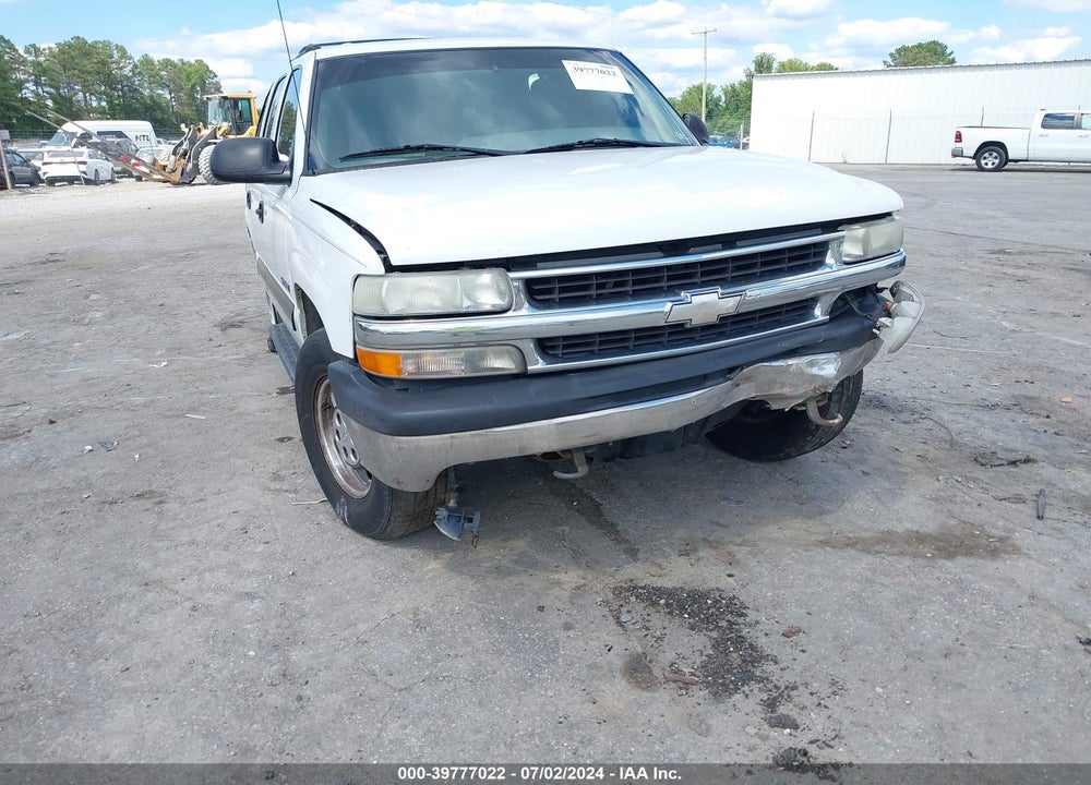 2000 CHEVROLET TAHOE ALL NEW LS VIN: 1GNEK13TXYJ202031