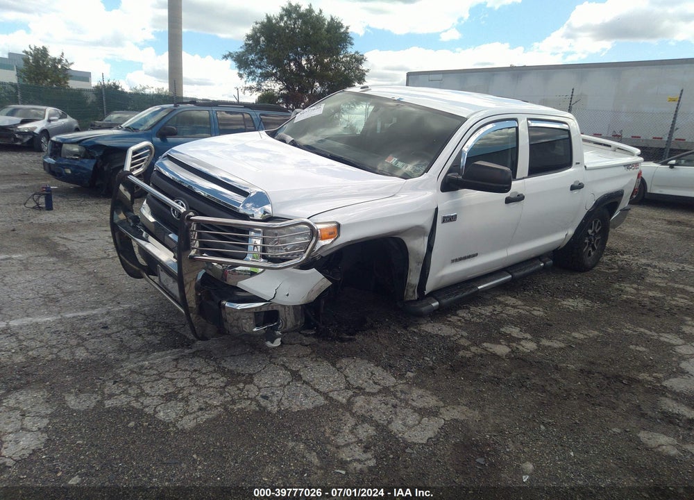 2014 TOYOTA TUNDRA SR5 5.7L V8 VIN: 5TFDY5F12EX323391