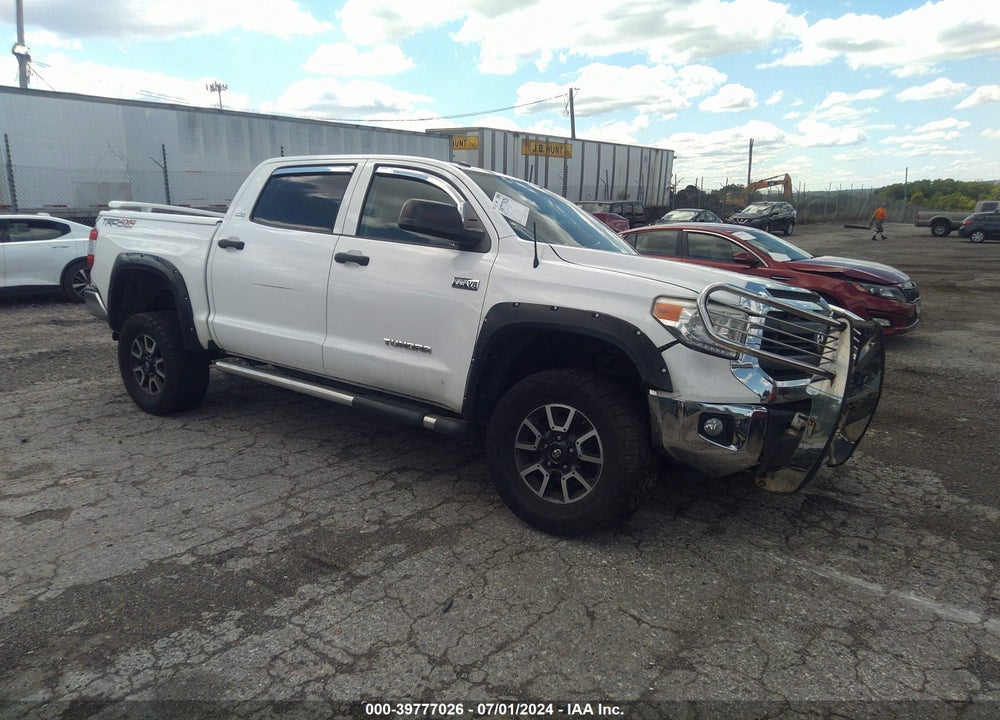 2014 TOYOTA TUNDRA SR5 5.7L V8 VIN: 5TFDY5F12EX323391