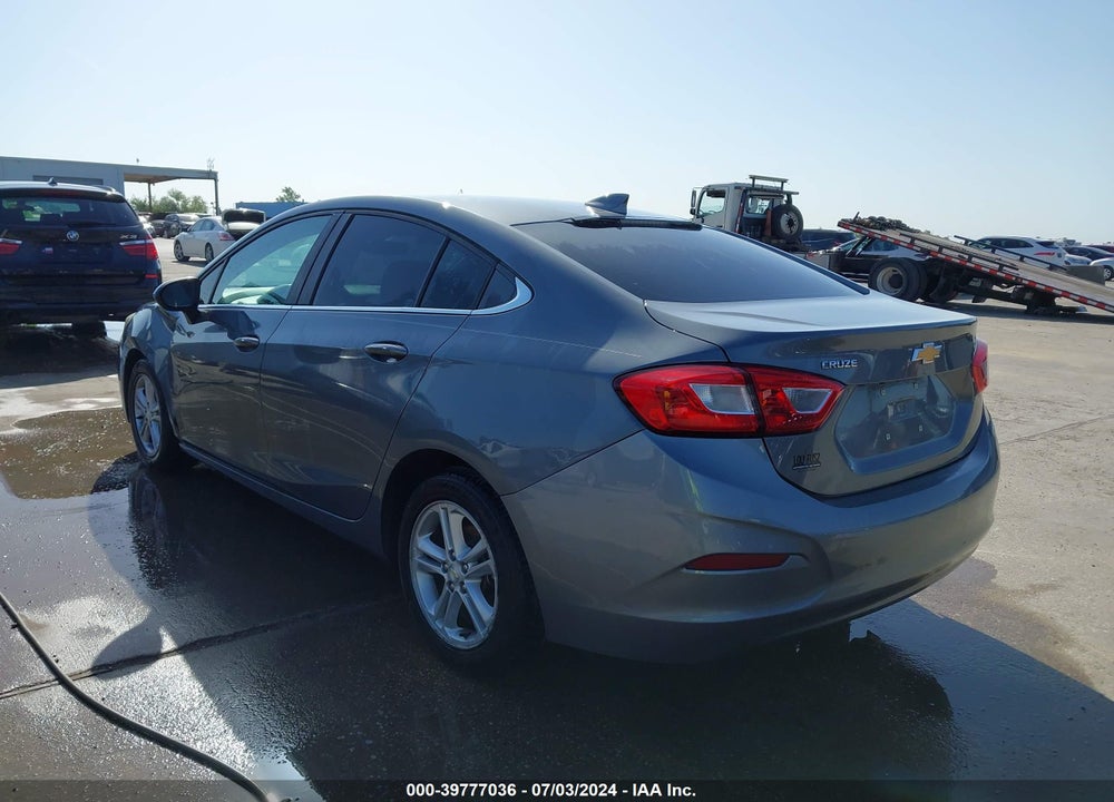 2018 CHEVROLET CRUZE LT AUTO VIN: 1G1BE5SM4J7133501