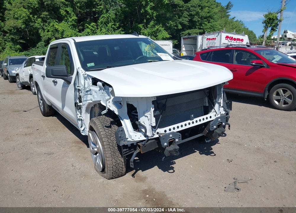 2021 CHEVROLET SILVERADO 1500 4WD  SHORT BED CUSTOM/4WD  STANDARD BED CUSTOM VIN: 1GCUYBEF5MZ425069