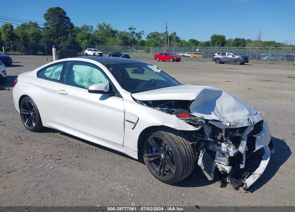 2016 BMW M4 VIN: WBS3R9C54GK339091